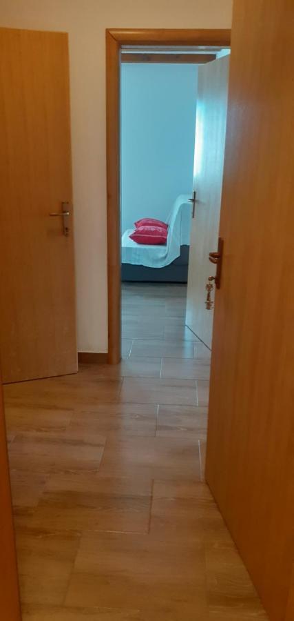 Apartamento Kelk Loznati Exterior foto