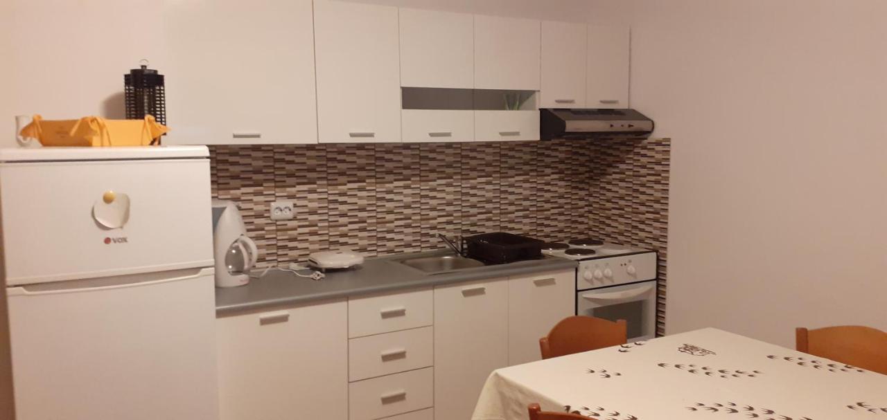 Apartamento Kelk Loznati Exterior foto
